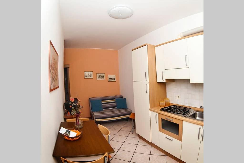 Casa Facchinetti Orange Apartment 말세진느 외부 사진
